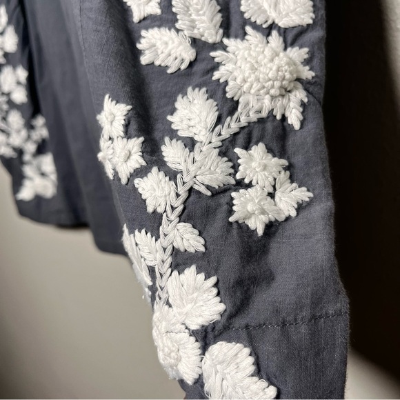 Ivy Jane Women Top XS Gray Embroidered Peasant Boho Cottagecore 100% Cotton - Picture 6 of 10